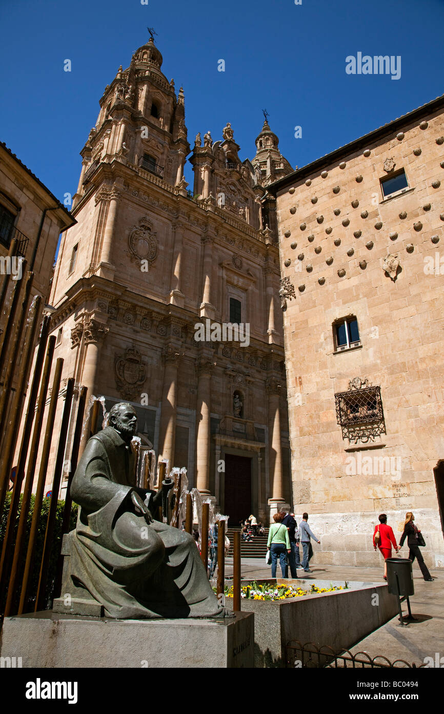 Casa de Las Conchas und Päpstlichen Universität in Salamanca Castilla Leon Spain Stockfoto