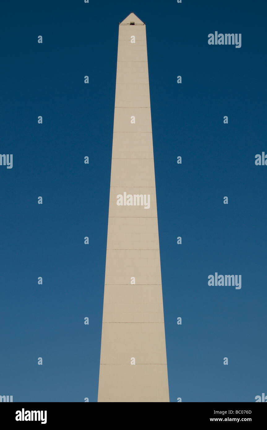 Obelisk von Buenos Aires, Plaza De La República, Kreuzung von Nueve de Julio und Corrientes Avenue, Buenos Aires, Argentinien Stockfoto