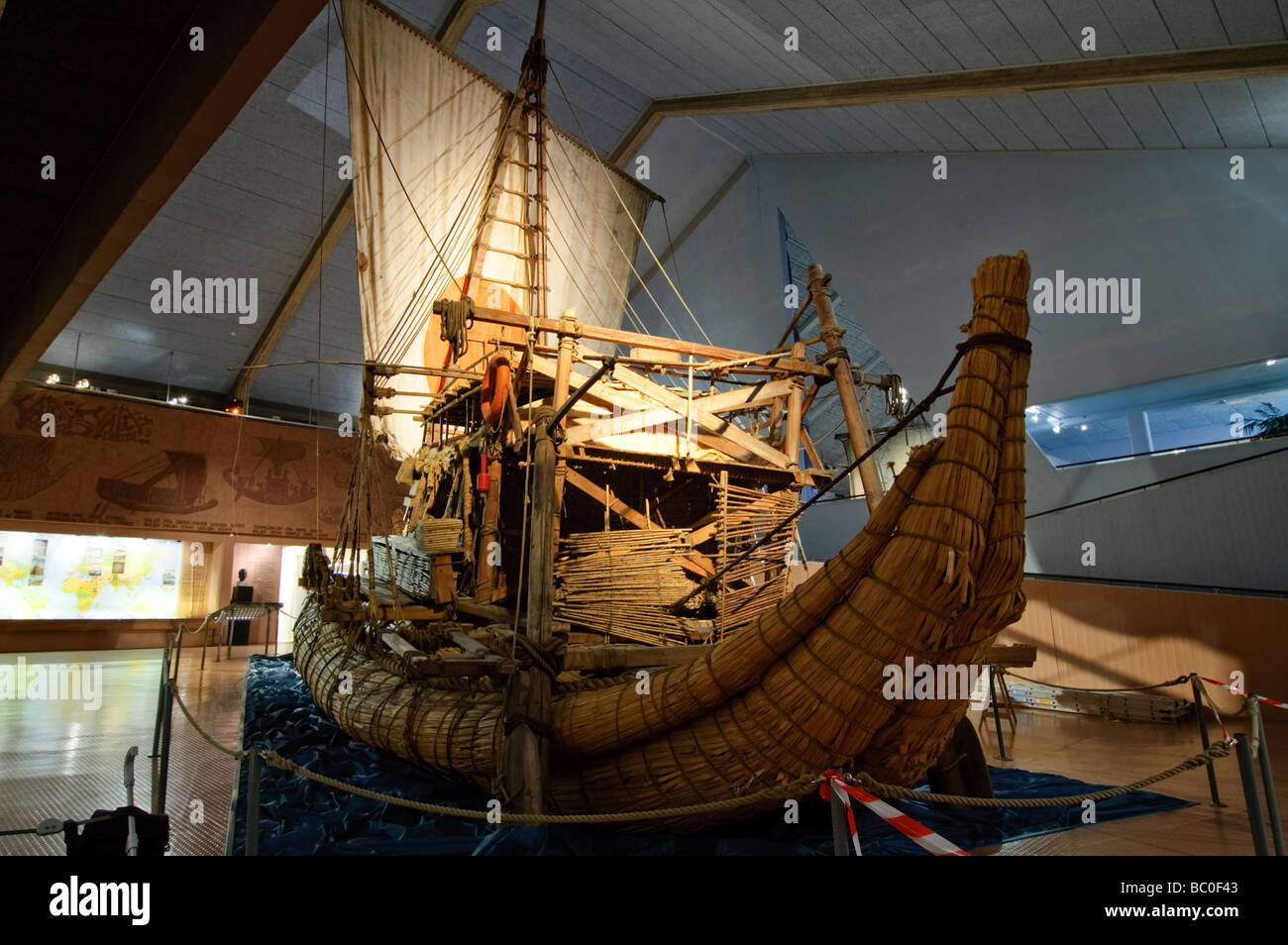 Das Kon-Tiki-Balsa-Holz Schiff im Kon-Tiki-Museum in Oslo Norwegen Stockfoto Das Kon-Tiki-Balsa-Holz Schiff im Kon-Tiki-Museum in Oslo Norwegen Stockfoto