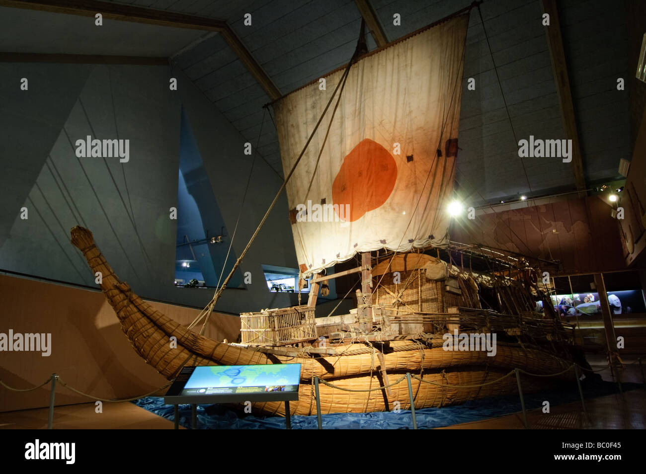 Das Kon-Tiki-Balsa-Holz Schiff im Kon-Tiki-Museum in Oslo Norwegen Stockfoto Das Kon-Tiki-Balsa-Holz Schiff im Kon-Tiki-Museum in Oslo Norwegen Stockfoto