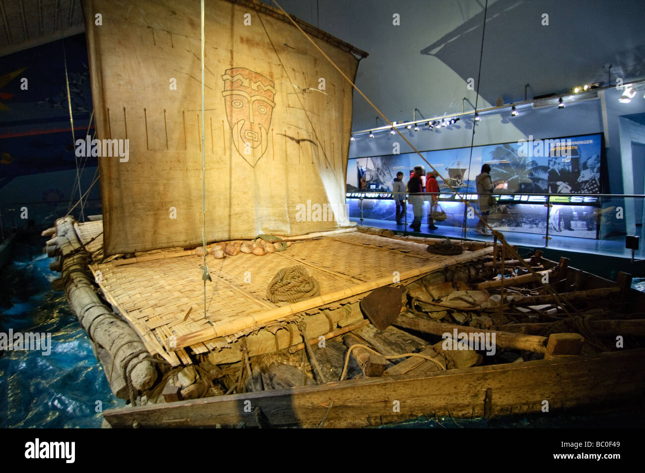 Das Kon-Tiki-Balsa-Holz Schiff im Kon-Tiki-Museum in Oslo Norwegen Stockfoto Das Kon-Tiki-Balsa-Holz Schiff im Kon-Tiki-Museum in Oslo Norwegen Stockfoto