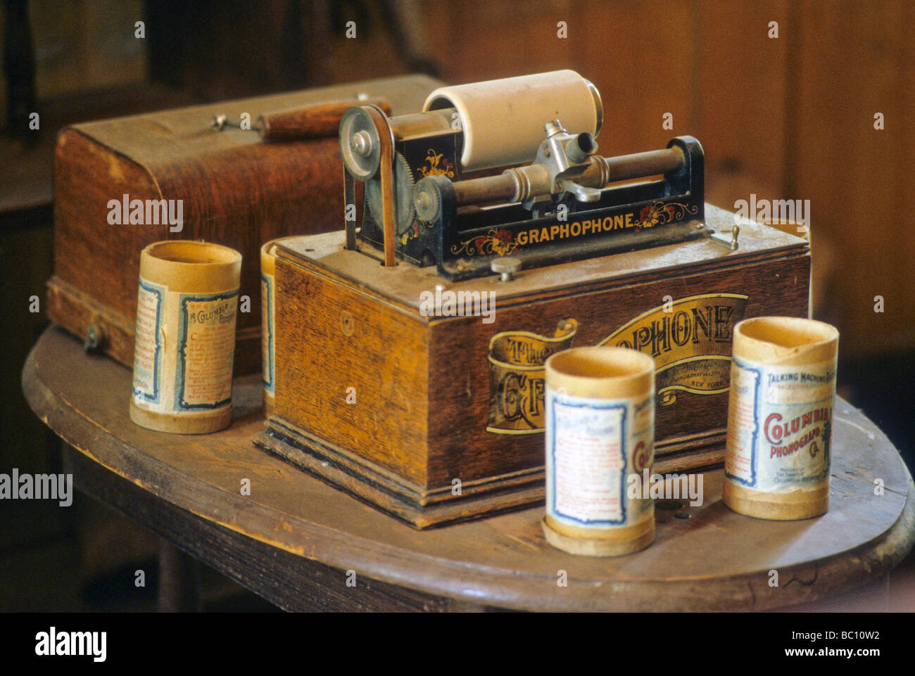 Wax cylinder Fotos und Bildmaterial in hoher Auflösung Alamy