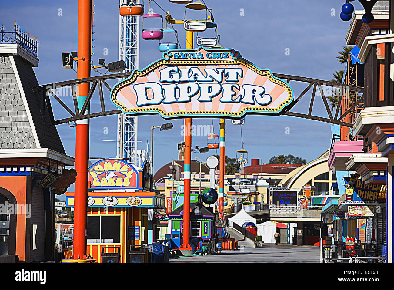 Promenade von Santa Cruz, California. Foto manipuliert. Stockfoto