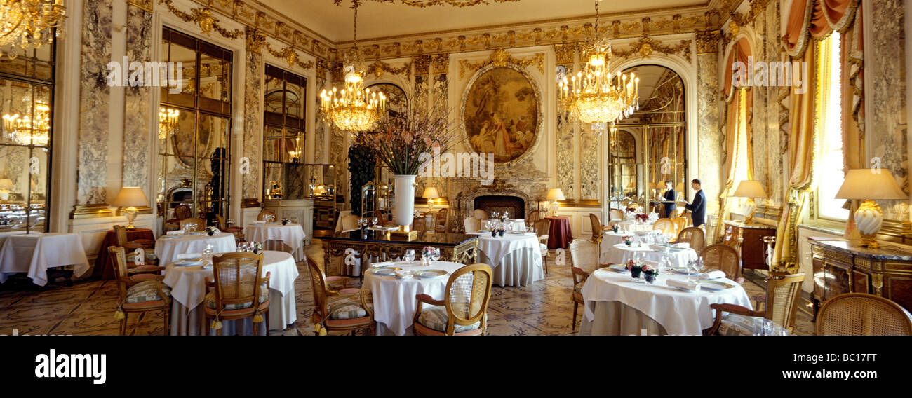 Frankreich, Paris, Hotel Meurice, 228 der rue de Rivoli, Speisesaal im Stil Louis XVI Stockfoto