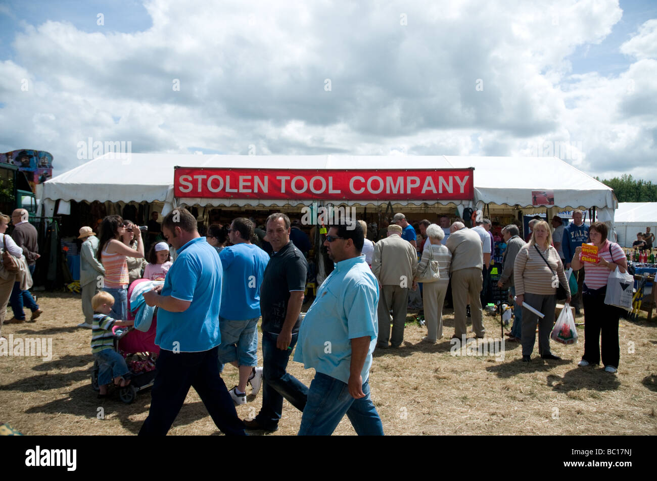 Stall auf der walisischen Spiel Messe 2009. Das Unternehmen, das den Stall besitzt heißt "Stolen Tool Company" Stockfoto