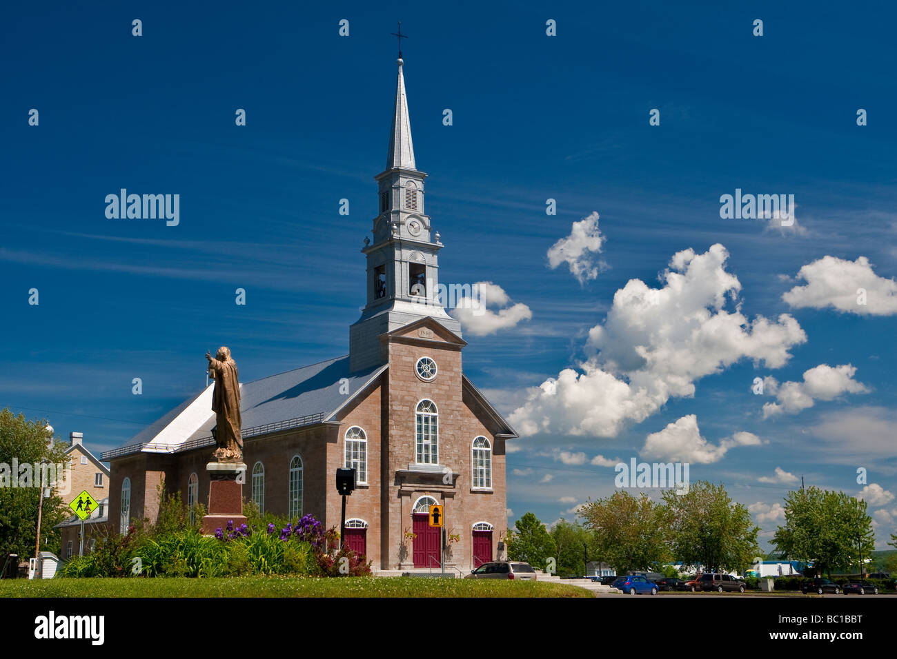 Eine Kirche ist in Saint-Laurent-de-l Ile d Orleans gesehen. Stockfoto