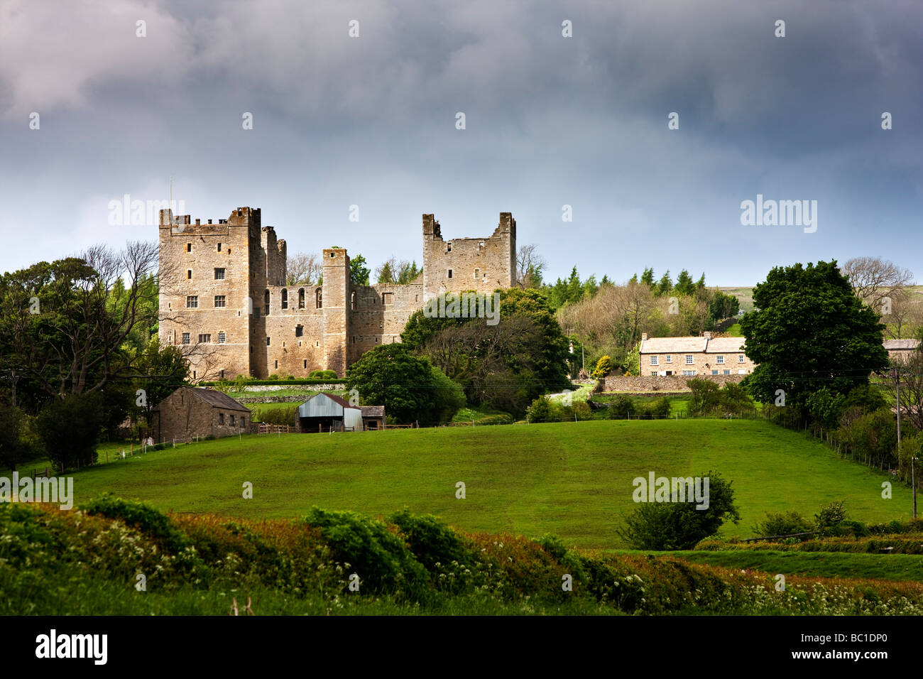 Schloss Bolton Wensleydale Yorkshire Dales National Park Stockfoto