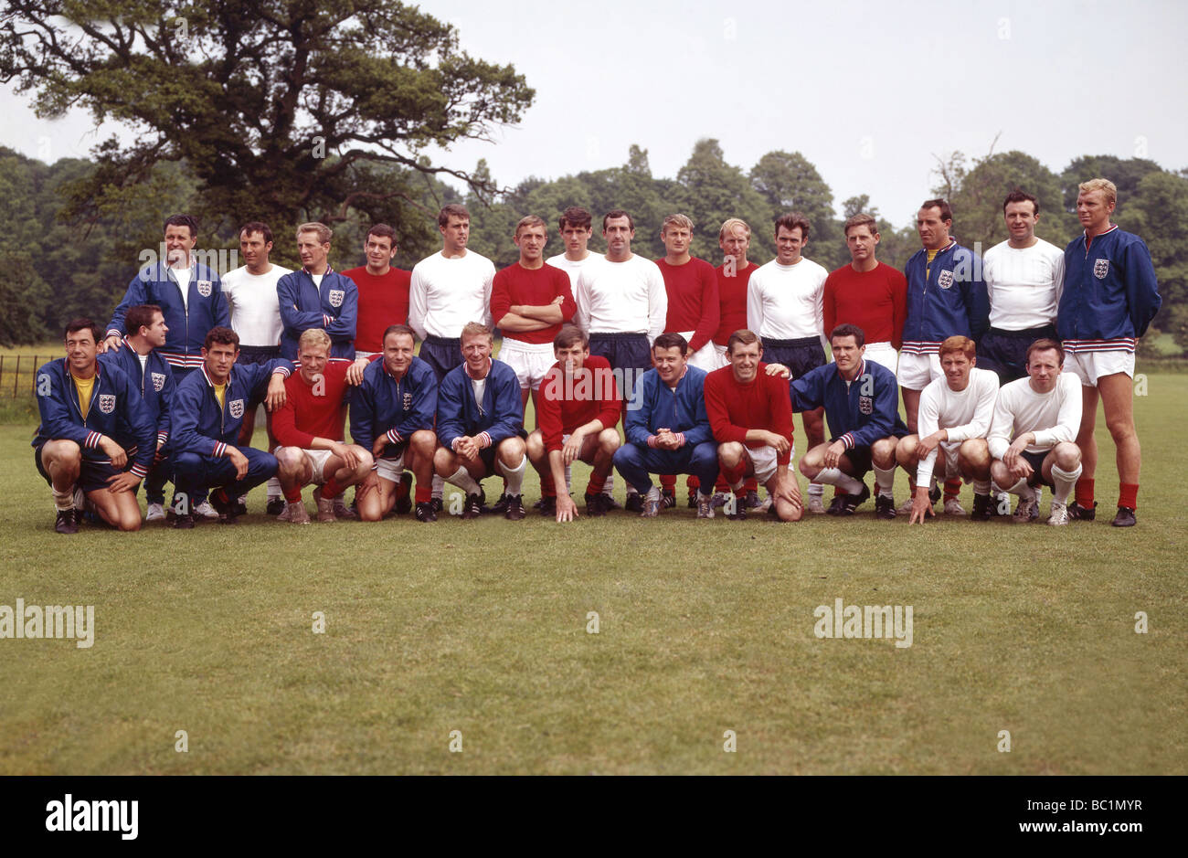 Die England WM-Kader am Lilleshall Hall Trainingslager vor der WM 1966 Stockfoto