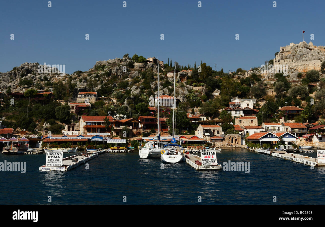 Burg in Kale, Simena. Yacht-Tour zur antiken lykischen Ruinen in Kekova.  Ägäis, türkischen Mittelmeerküste. Stockfoto