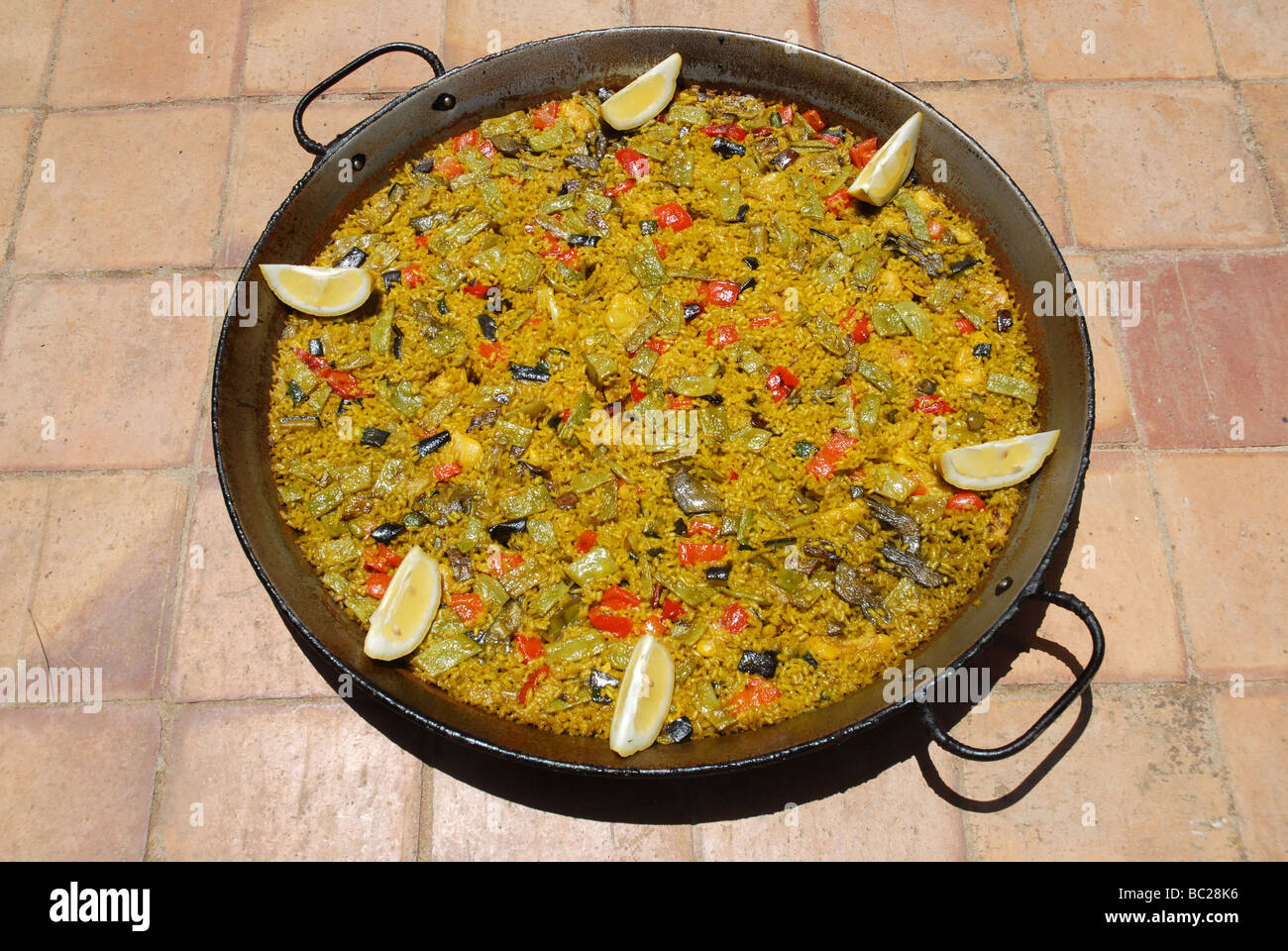 Vegetarische Paella, Spanien Stockfoto