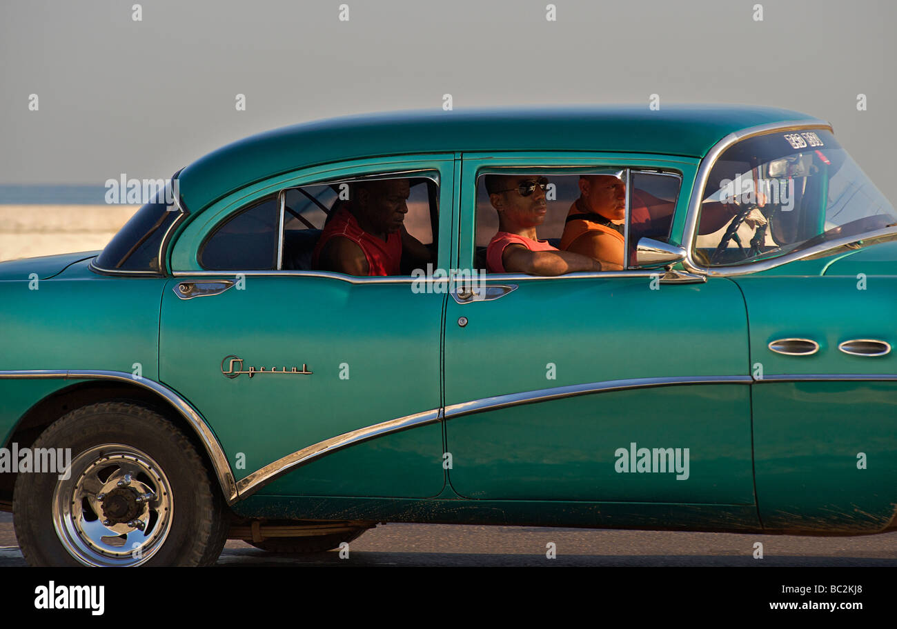 Amerikanische Oldtimer. Sammeltaxi. Eine kulturelle Ikone für modernen Kuba. Havanna, Kuba Stockfoto