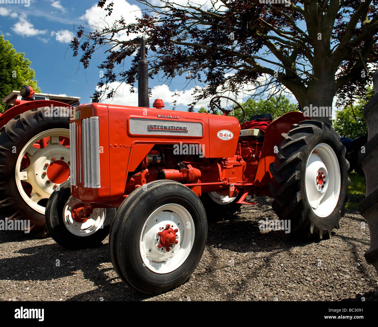 Eine internationale Oldtimer McCormick-Traktor Stockfotografie - Alamy