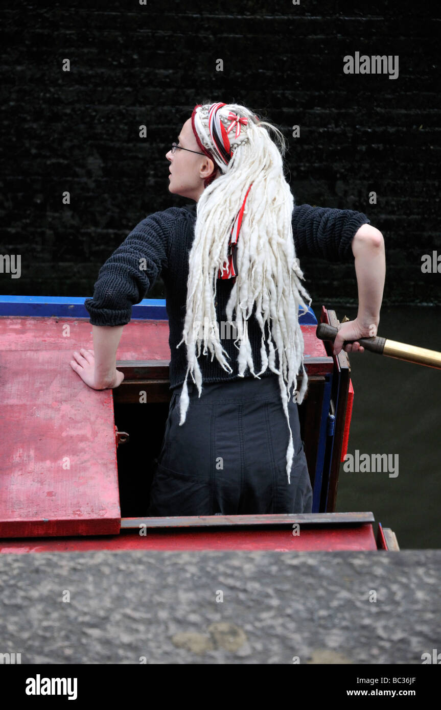 Kahn, Pilotierung in Hampstead Road Camden Lock auf die Regents Canal London Vereinigtes Königreich Stockfoto