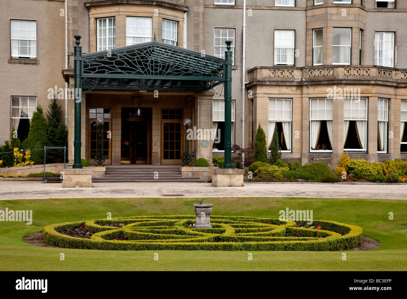 Haupteingang des 5* Gleneagles Hotel, Perthshire, Schottland, Großbritannien. Georgianische Architektur. Stockfoto