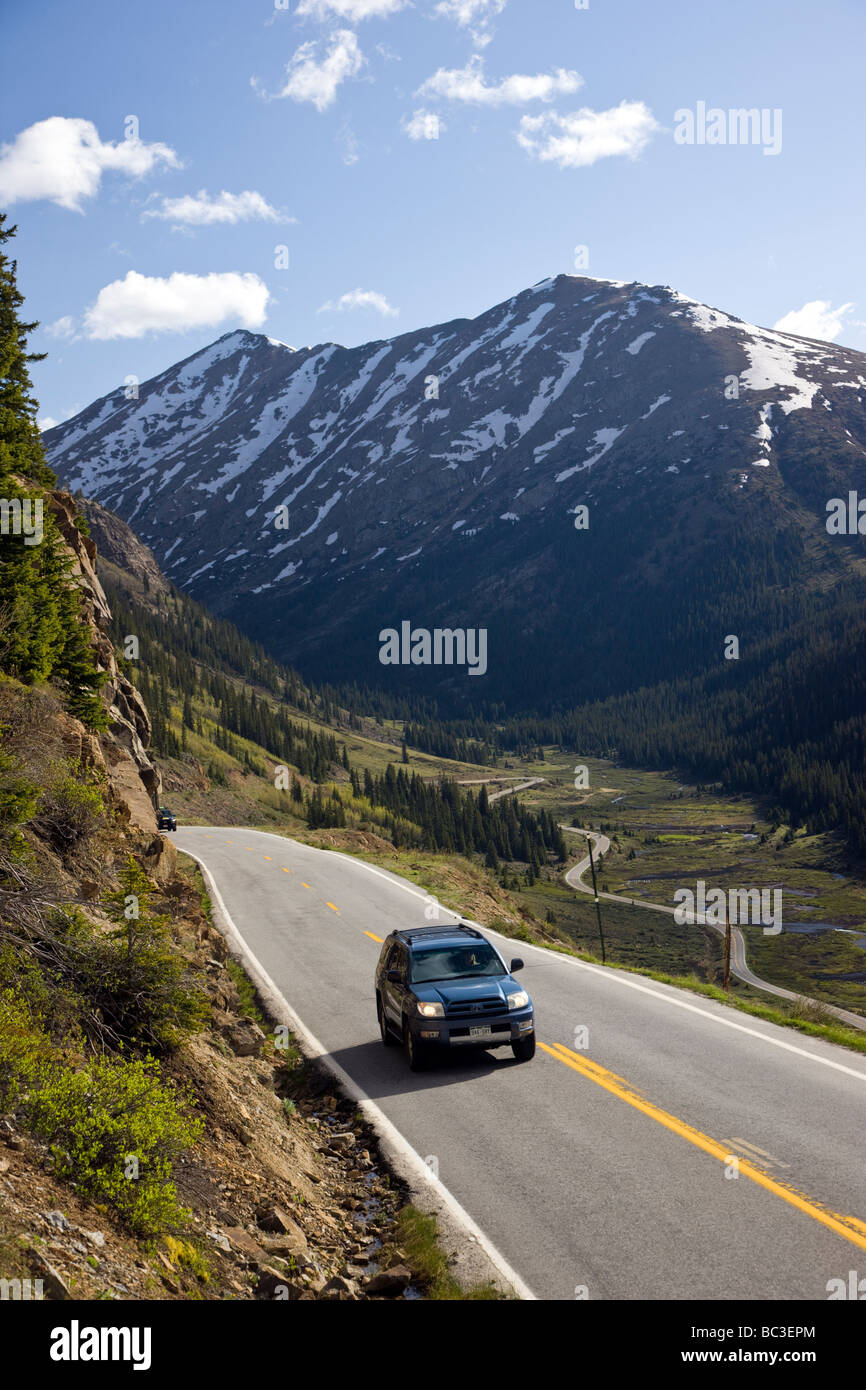 Automobil, treiben die Independence Pass 12 095 in Colorado Stockfoto