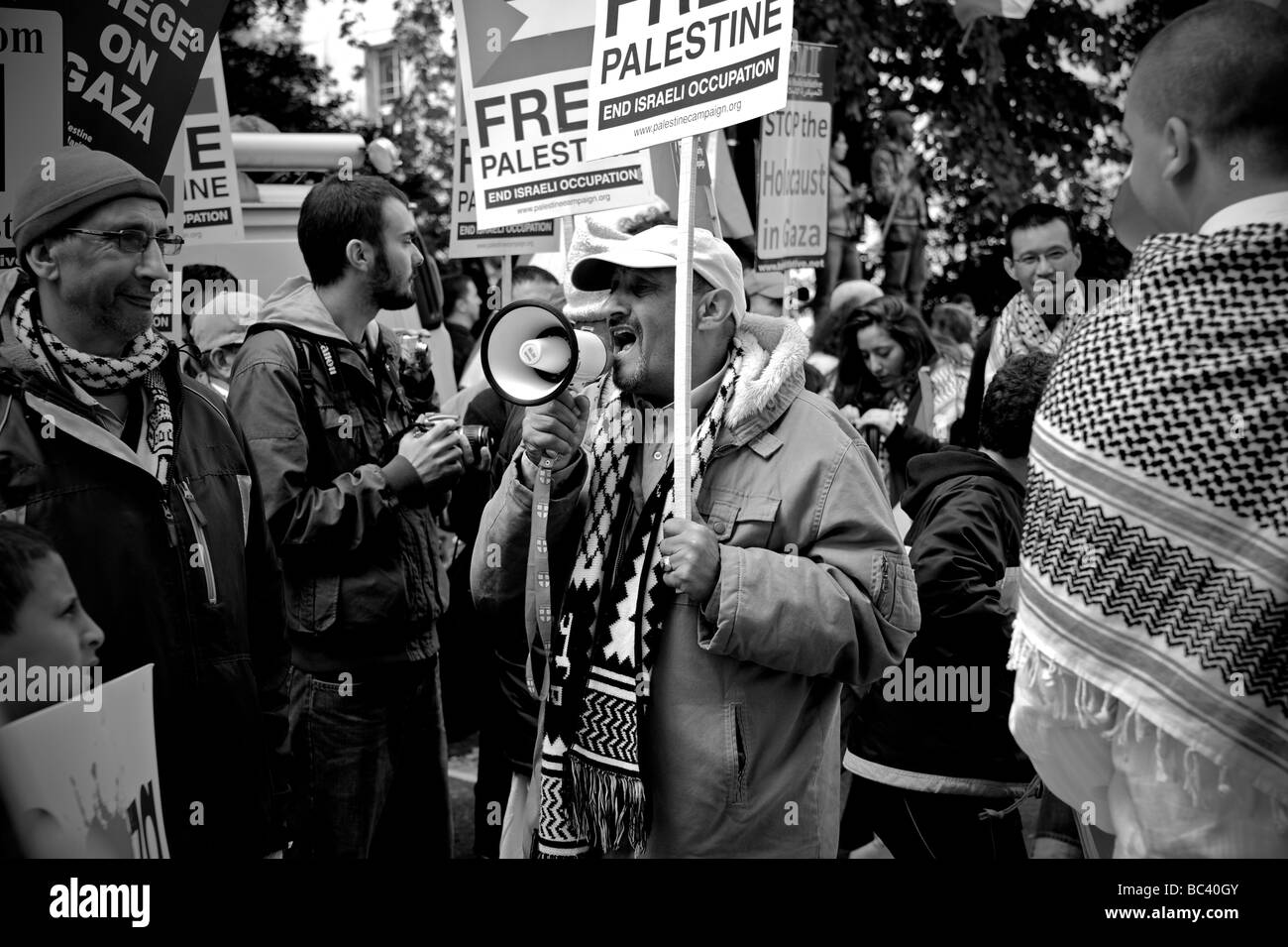 Demonstranten auf einer Gaza / freies Palästina-Demonstration in London Stockfoto