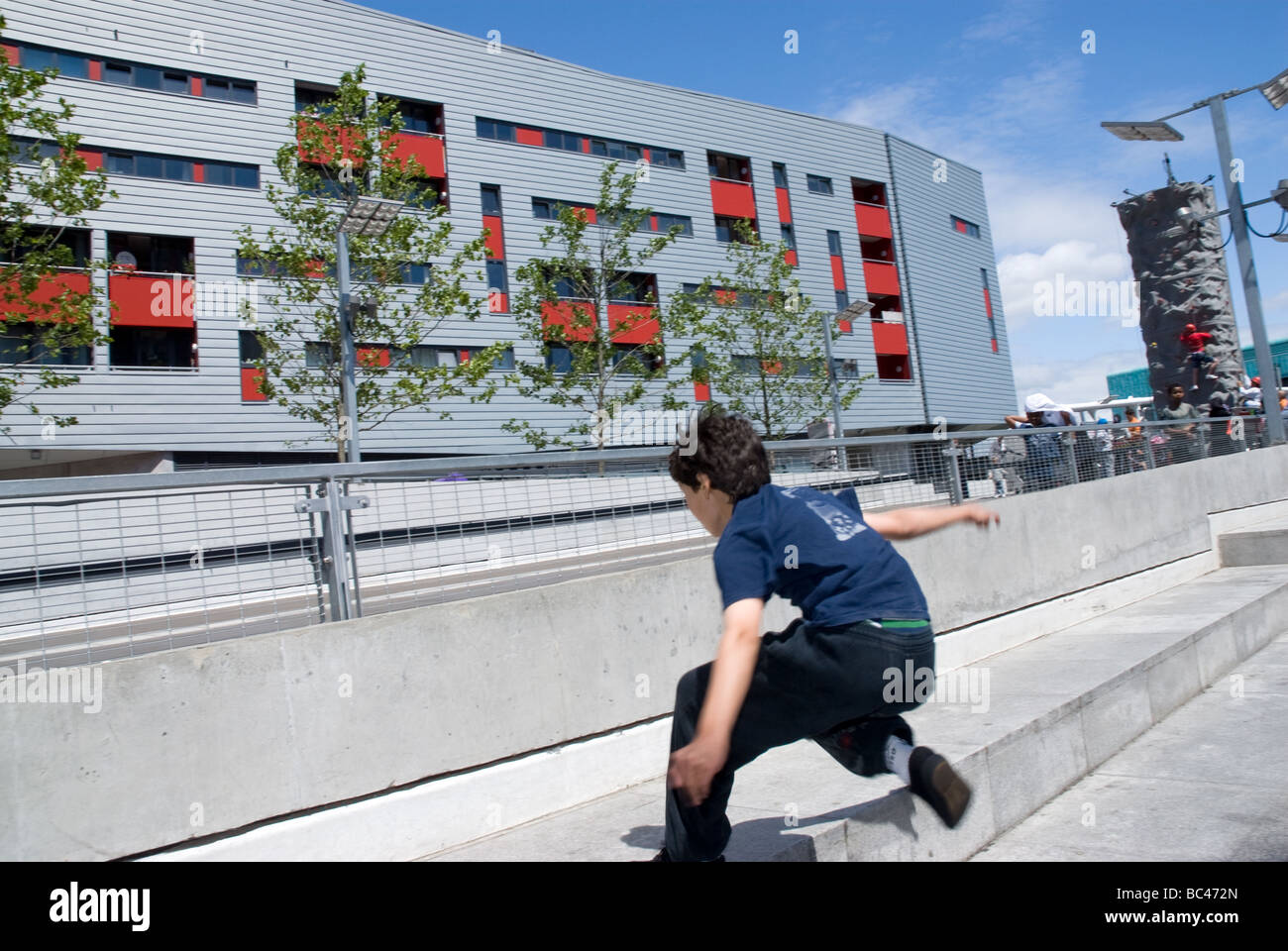 Parkour bei Pro aktiv Event Arsenal Emirates Stadion London üben Stockfoto