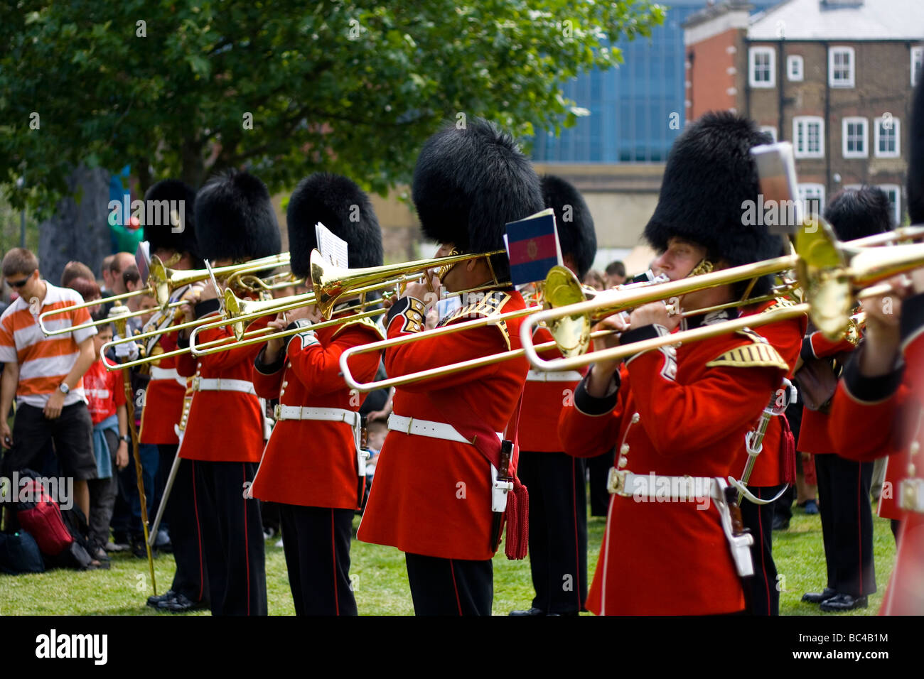 Wachen im Potters Field auf Armed Forces Day am London 2009. Stockfoto