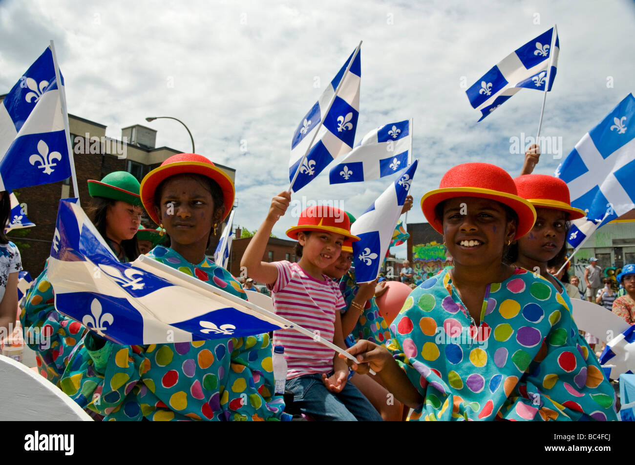 Kinder aus Montreal feiert den nationalen saint Jean Baptiste Tag Montreal Kanada Stockfoto