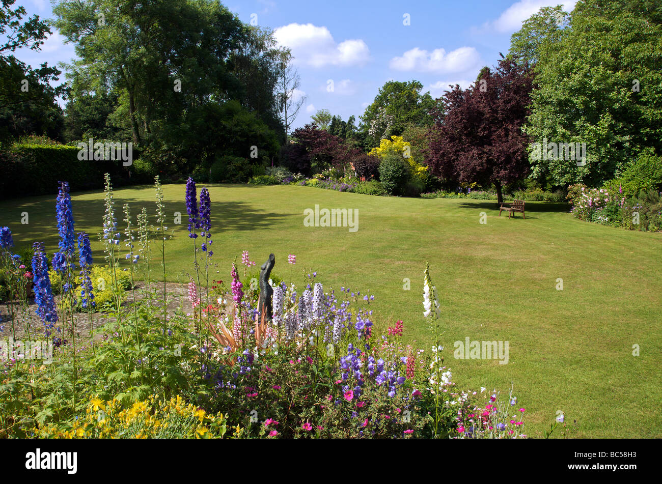 Schöne Show Garten Sommer Norfolk England Stockfoto