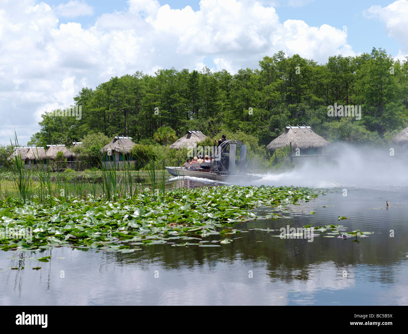 Luft-Folie Reiseveranstalter von Florida Everglades, Big Cypress Seminole Indian Reservation Billy Swamp safari Stockfoto
