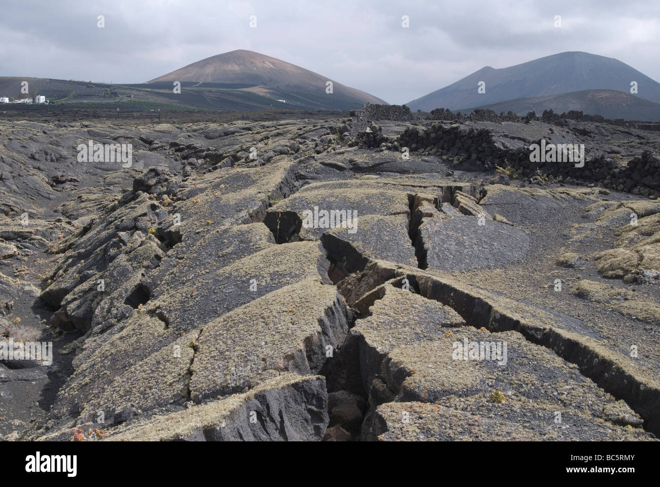 Spanien, Lanzarote, Lava-Landschaft Stockfoto