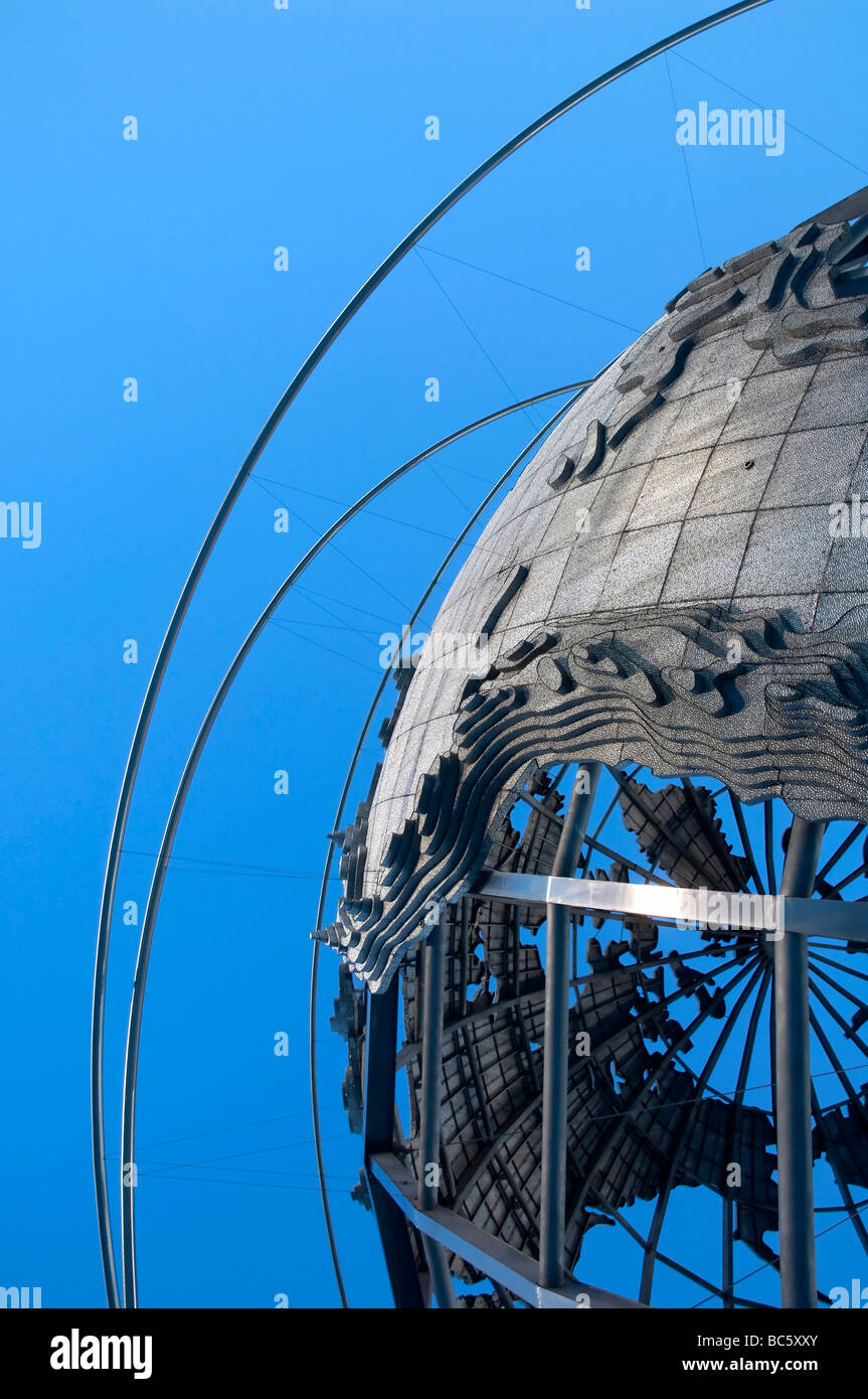 Detail der Unisphere, gebaut für die Weltausstellung 1964 in Flushing Meadows Corona Park, Flushing Meadows, NY Stockfoto