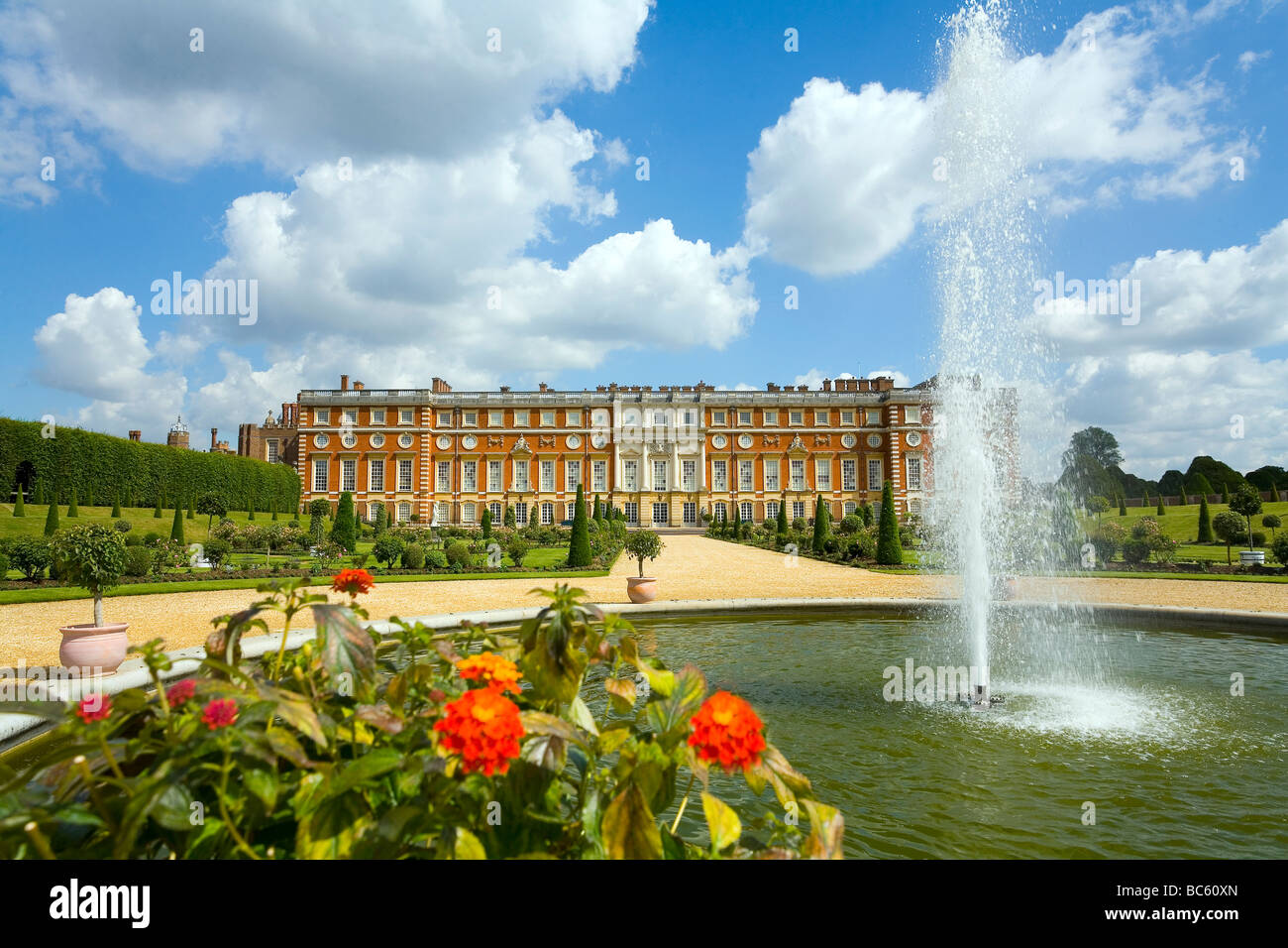 Hampton Court Palace Royal Apartments und Gärten Surrey West London Stockfoto