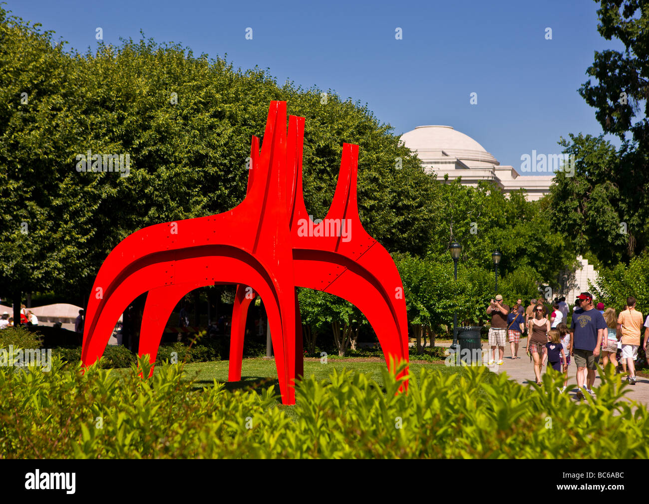 WASHINGTON DC USA Cheval Rouge Skulpturen von Alexander Calder in der National Gallery of Art Sculpture Garden Stockfoto