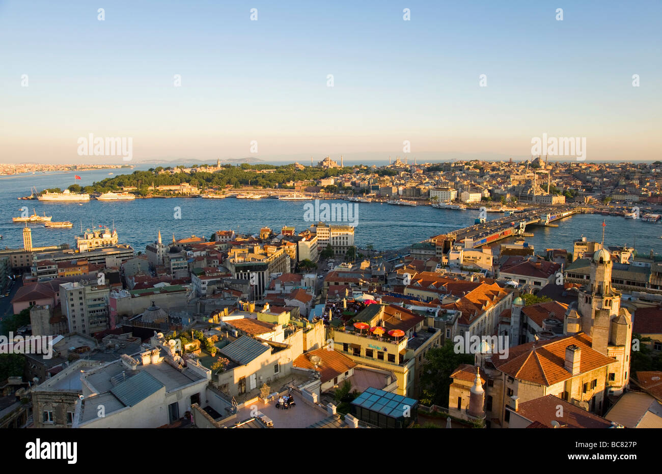 Das goldene Horn angesehen von der Galata-Turm-Istanbul-Türkei Stockfoto