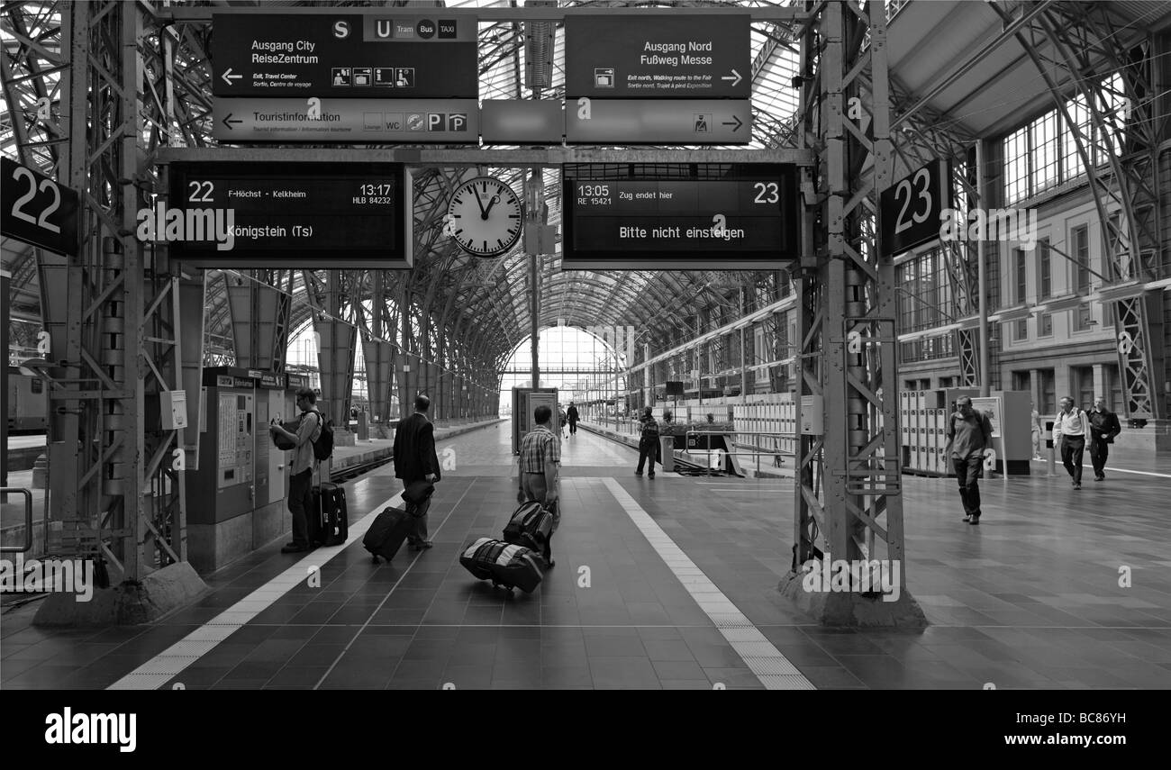 Frankfurt Hauptbahnhof Central Station Stockfoto