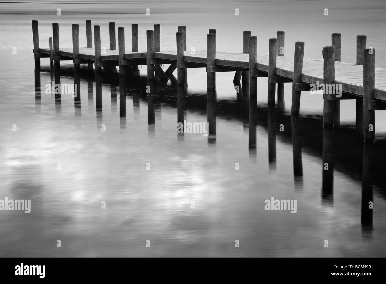 Steg am See Coniston, Lake District National Park Stockfoto