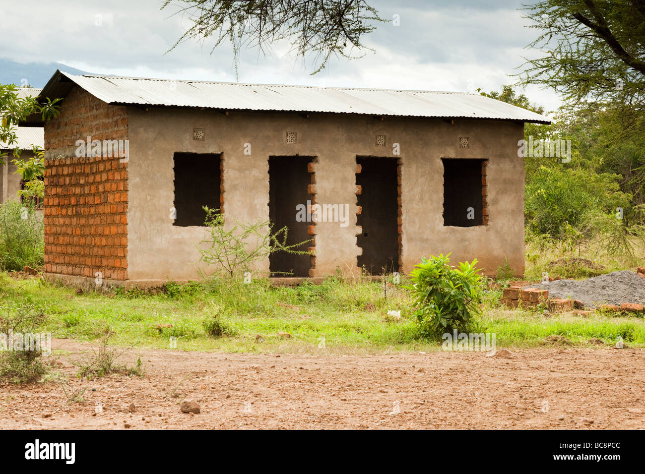 Schlamm-Backstein-Haus. Kikwe Dorf Arumeru Distrikt Arusha Tansania Stockfoto