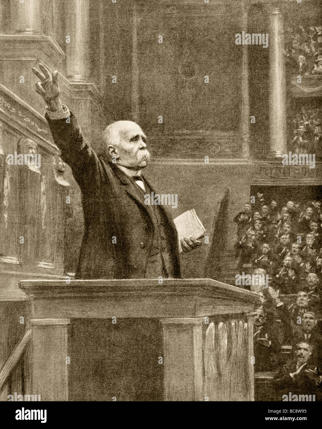 Der französische Premierminister Georges Clemenceau spricht am 11. November 1918 nach der Unterzeichnung des Waffenstillstands vor dem französischen Parlament. Stockfoto