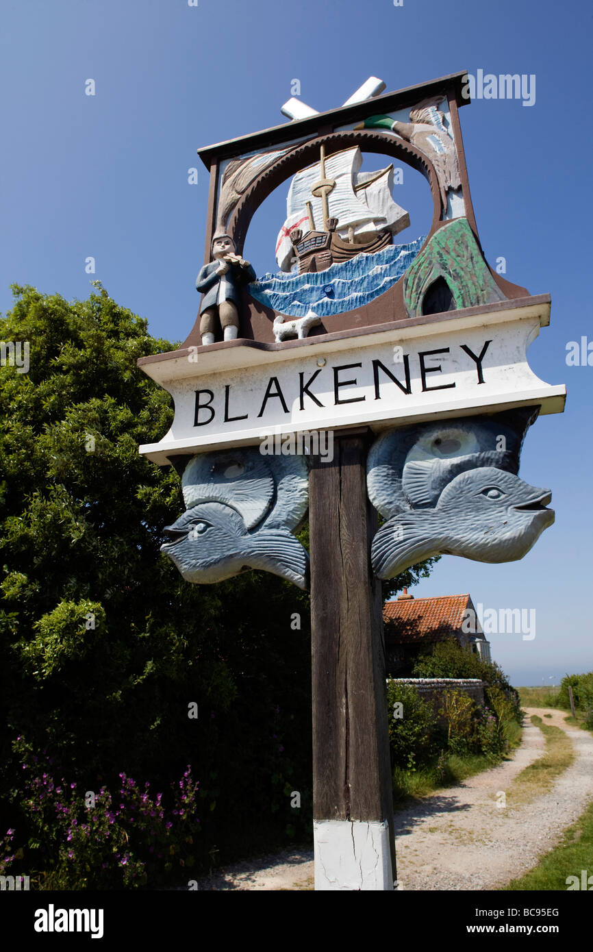 Blakeney Dorf auf die der Nordküste Norfolk in England mit Mündung und Kai Stockfoto