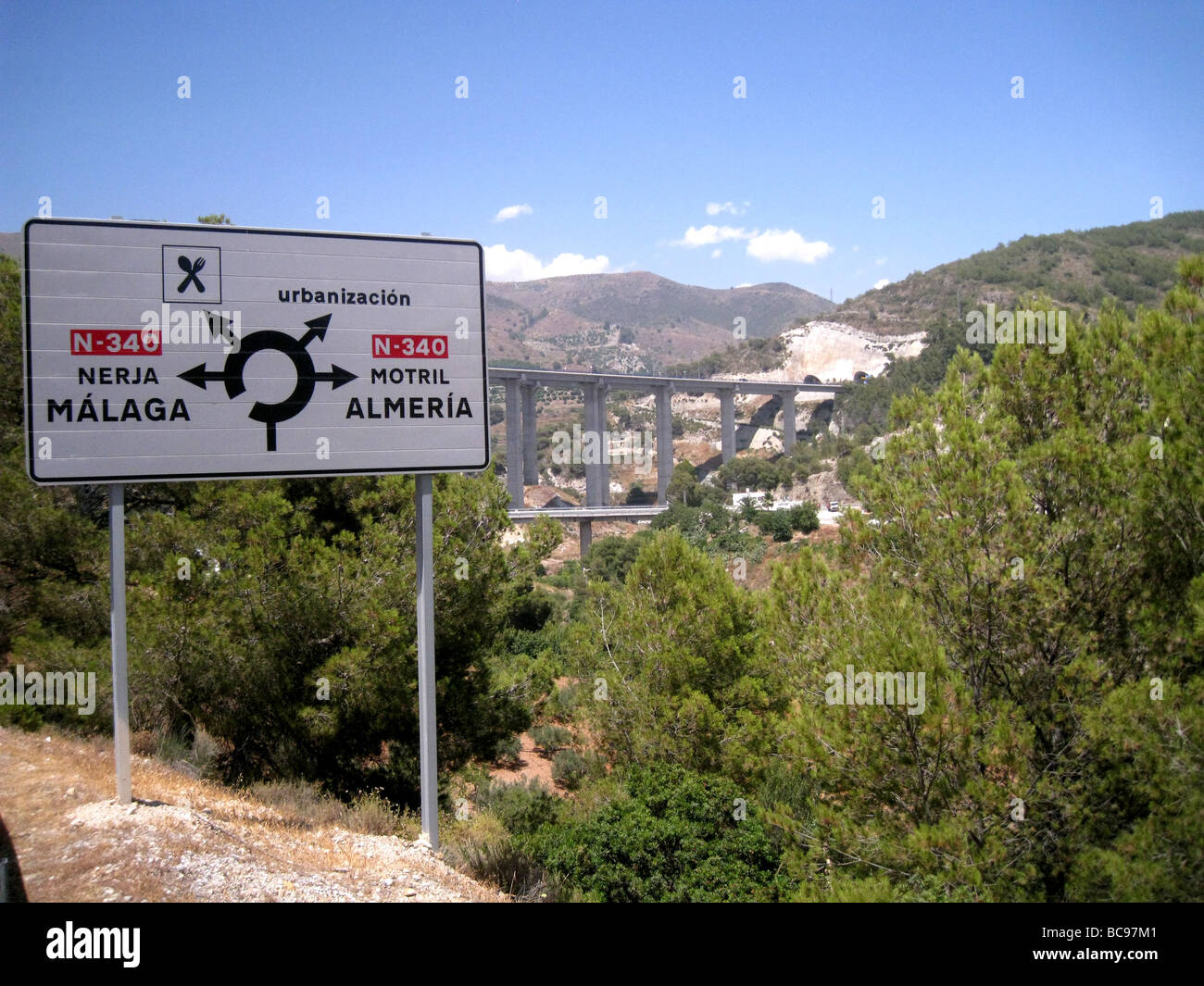 Das Autobahnnetz zwischen Malaga und Almeria Spanien Teil. Foto Tony Gale Stockfoto