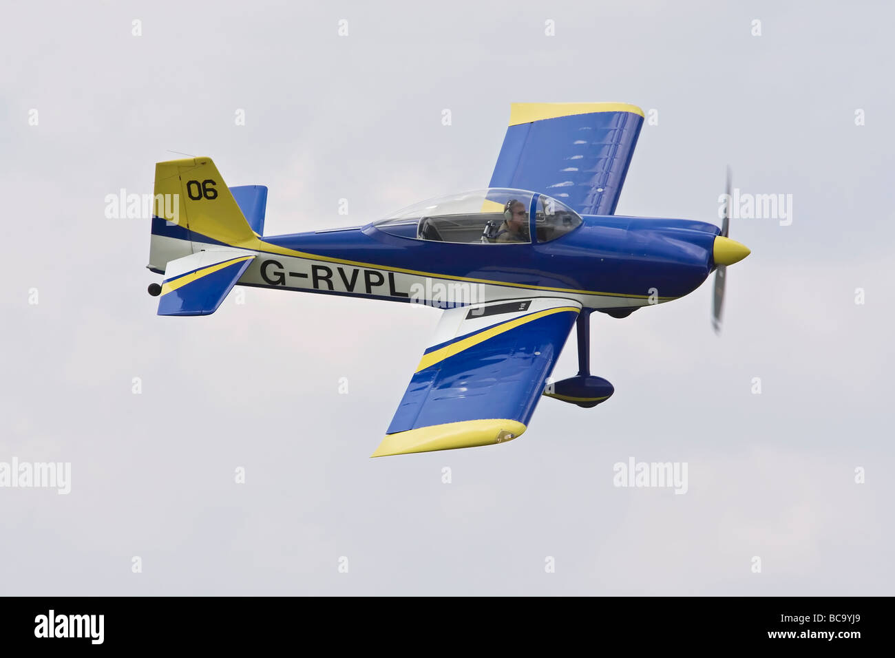 LIEFERWAGEN RV8 G-RVPL Stockfoto