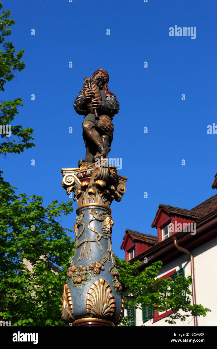 Spalte der Holbein-Brunnen mit Piper, Basel, Schweiz Stockfoto