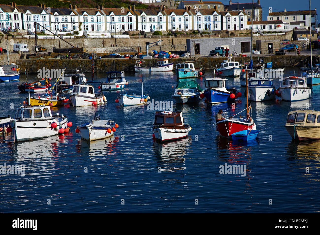 Porthleven Hafen, Cornwall, England, UK Stockfoto
