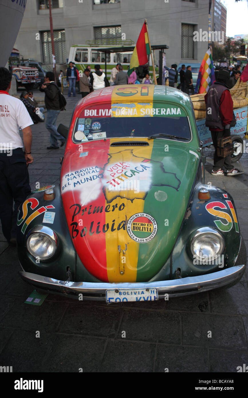 Malte VW-Käfer, Teil der Kampagne für Titicaca-See als eines der sieben Naturwunder der Welt, La Paz, Bolivien Stockfoto