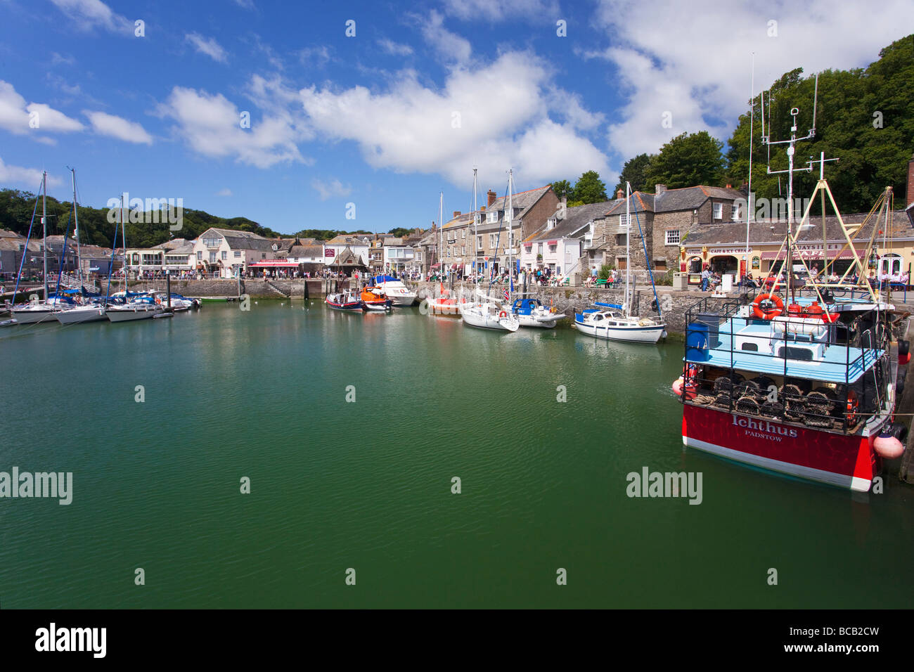 Padstow Hafen Juni Sommersonne Cornwall England UK United Kingdom GB Großbritannien britischen Inseln Europa EU Stockfoto