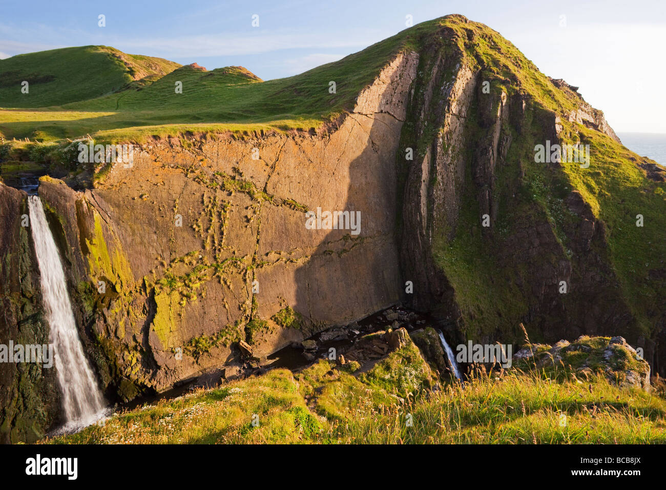 Speke Mühle Mund Wasserfall auf North Devon Heritage Coast Sommersonne England UK United Kingdom GB Großbritannien britische Inseln Stockfoto