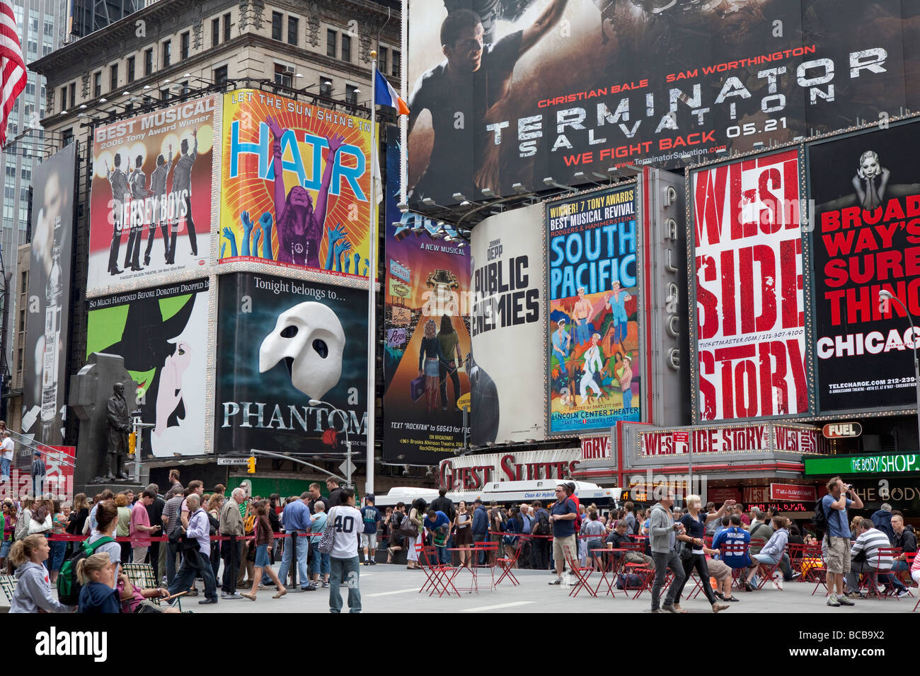 Times Square NYC am Sonntag Stockfoto