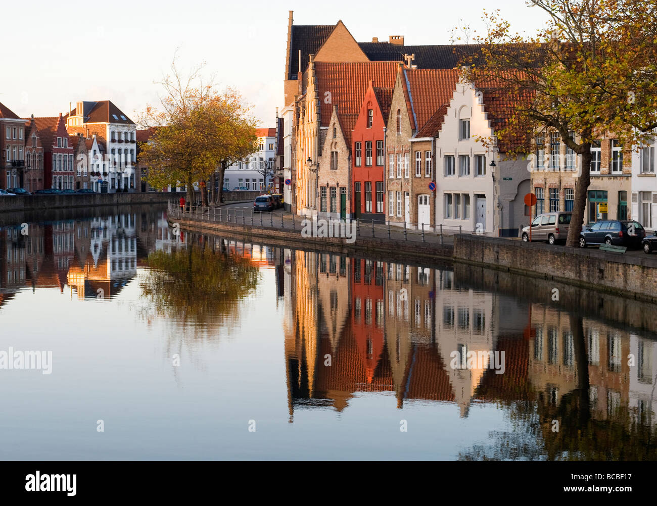 Kanal und Potterierei, Brügge, Belgien. Stockfoto