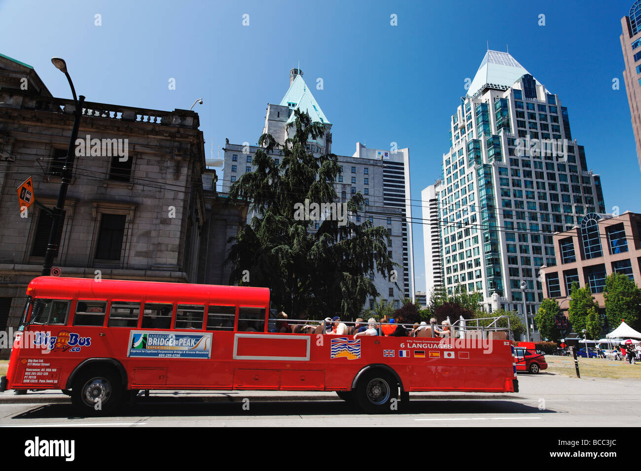 Vancouver City Center Big Bus Tour Backgound Faimont Hotel Skyscaper Kanada Nordamerika Stockfoto