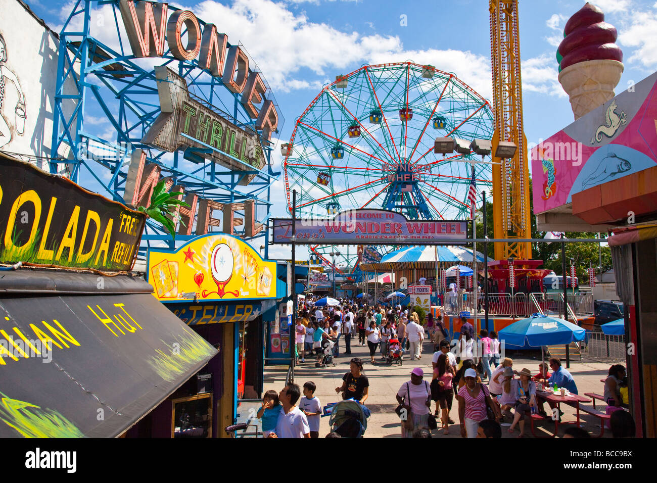 Wonder Wheel Riesenrad in Coney Island in New York Stockfoto