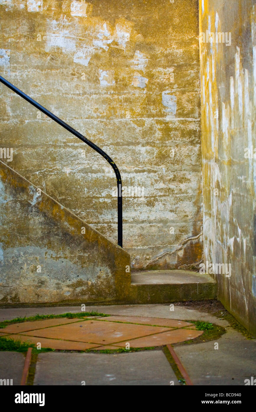 Dies ist eines der alten Aussichtspunkte am Fort Casey.  Historisch war es wichtig während des zweiten Weltkriegs. Stockfoto