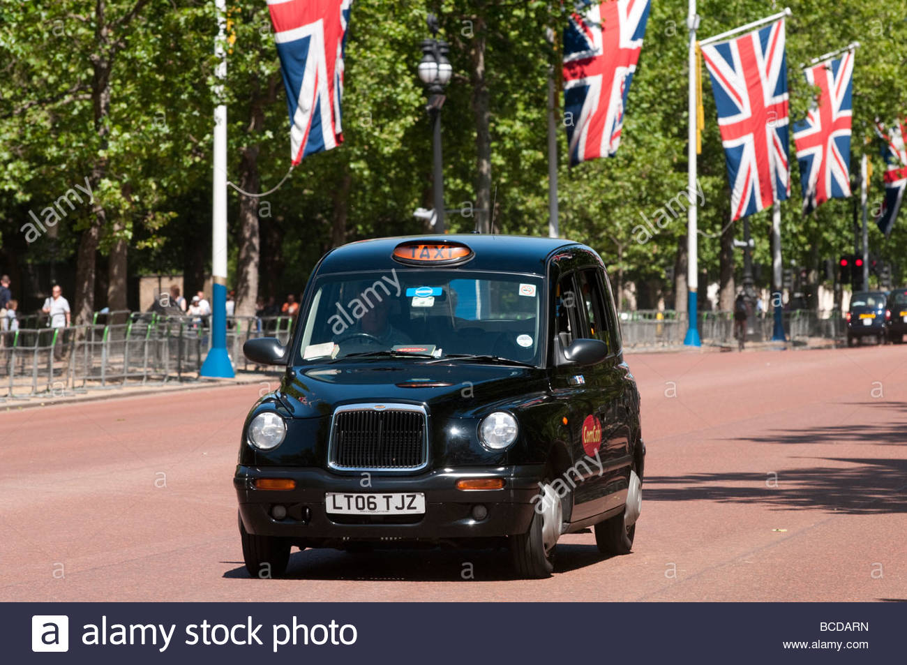 Taxi In England Mit Vier Buchstaben