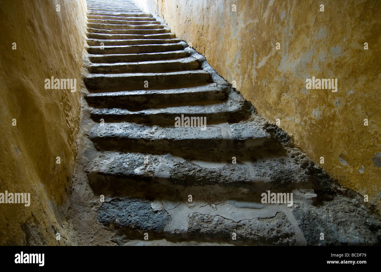 historischen Treppen der Burg von bodrum Stockfoto