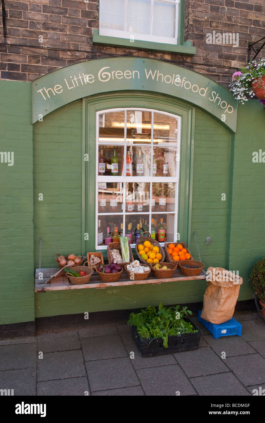 Der kleine grüne Vollwert laden speichern Verkauf gesunden Lebensmittel in Bungay, Suffolk Uk Stockfoto